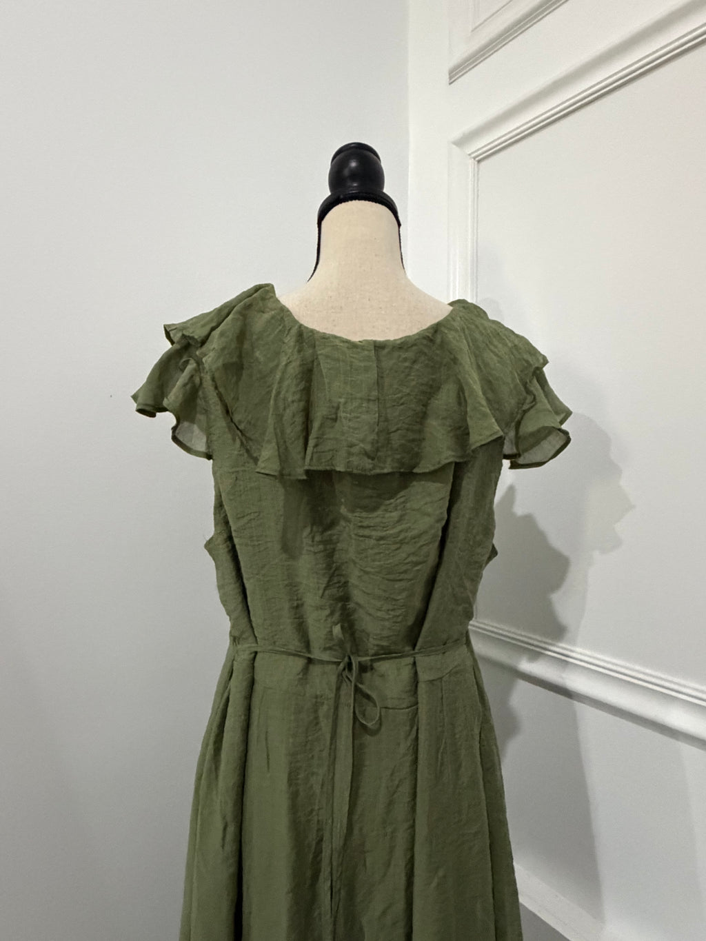 Old Navy Olive Green Ruffle Maxi Dress – Size XL Preloved