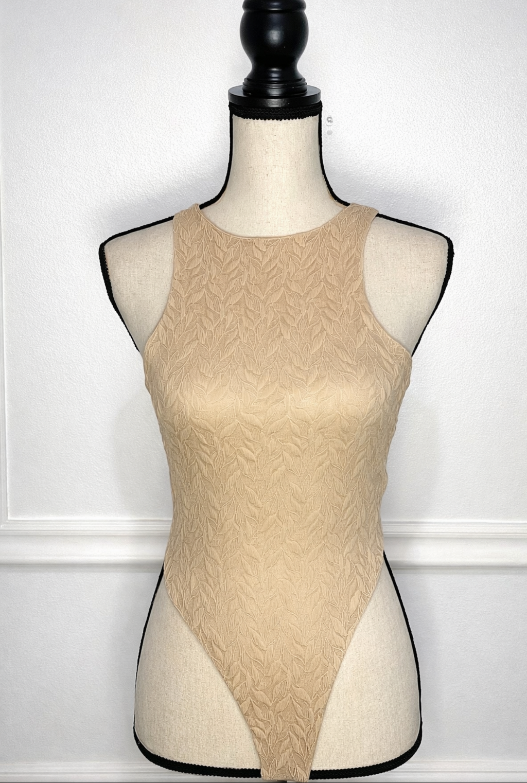 Double Lined Nude and black Body 🤍✨
