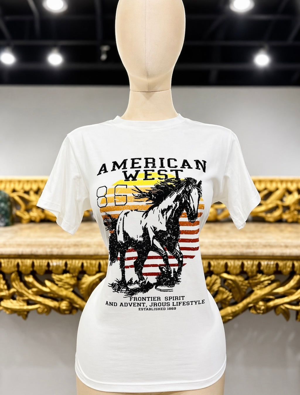 American West Rhinestone Tee ✨🐎