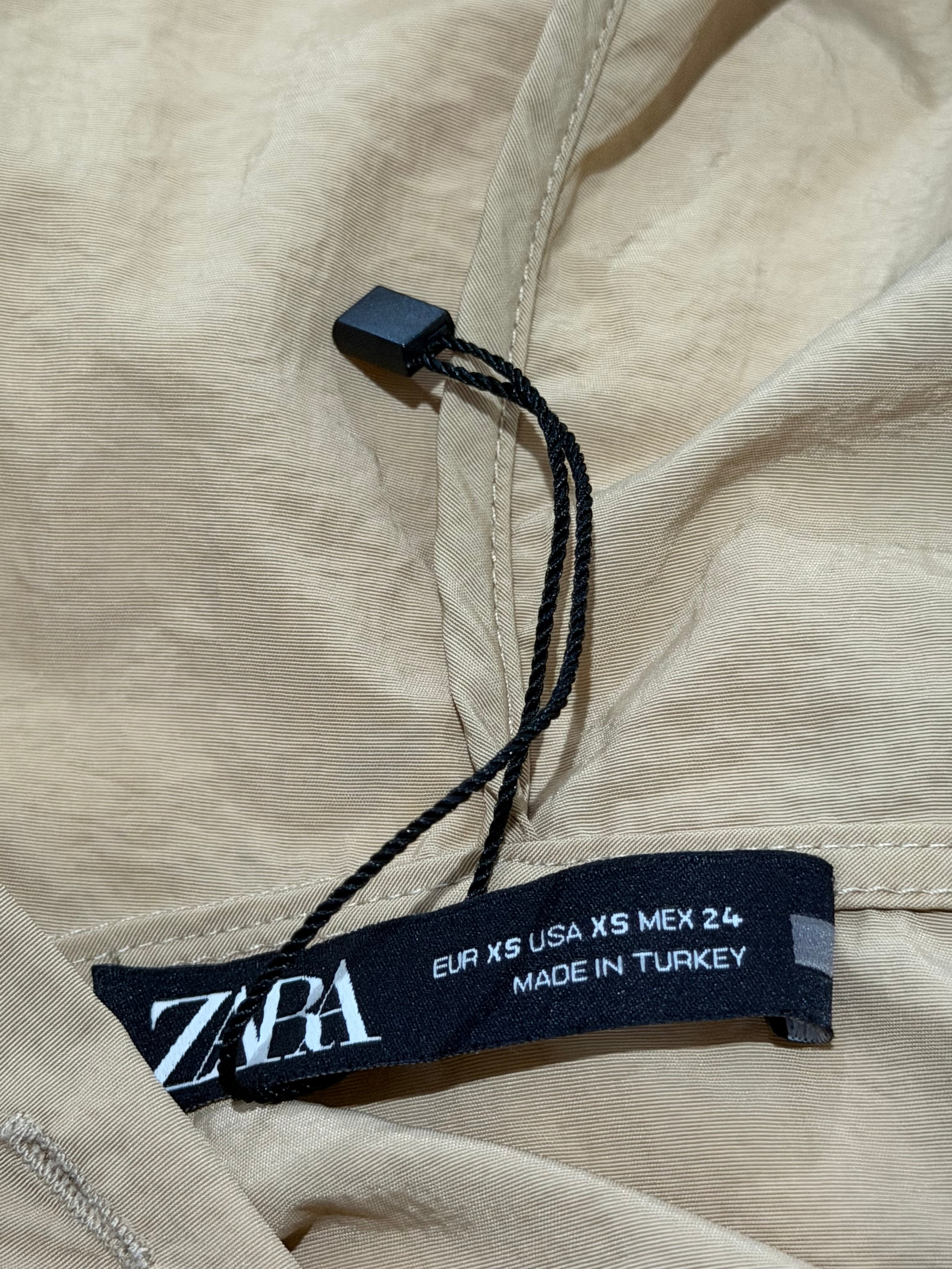 ZARA Beige Colorblock Hooded Utility Jacket – Size XS Preloved