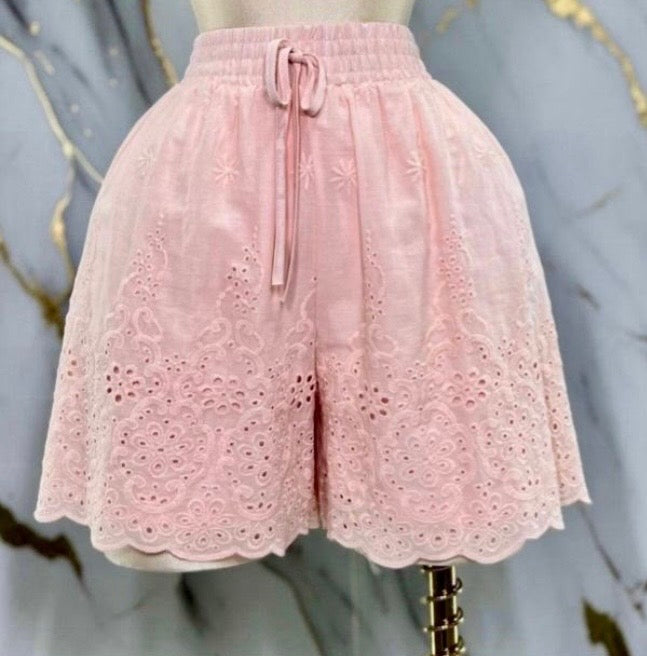 💕 Eyelet Lace Shorts 💕